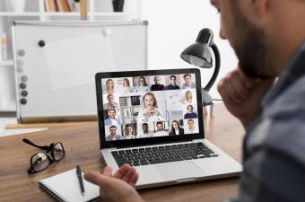 WORKSHOP - Creating Inspiration and True Connections in Online Meetings - i.c.w. Speech Republic