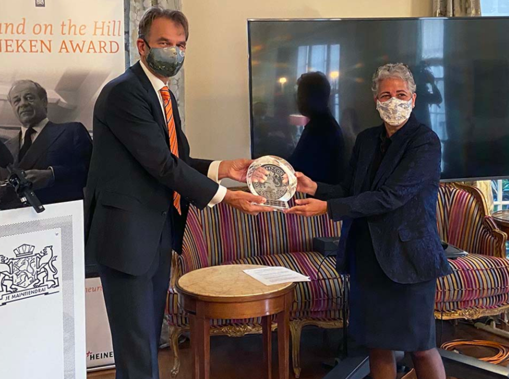 Dutch Embassy Presents Heineken Award to IBM Dutch Embassy Presents Heineken Award to IBM