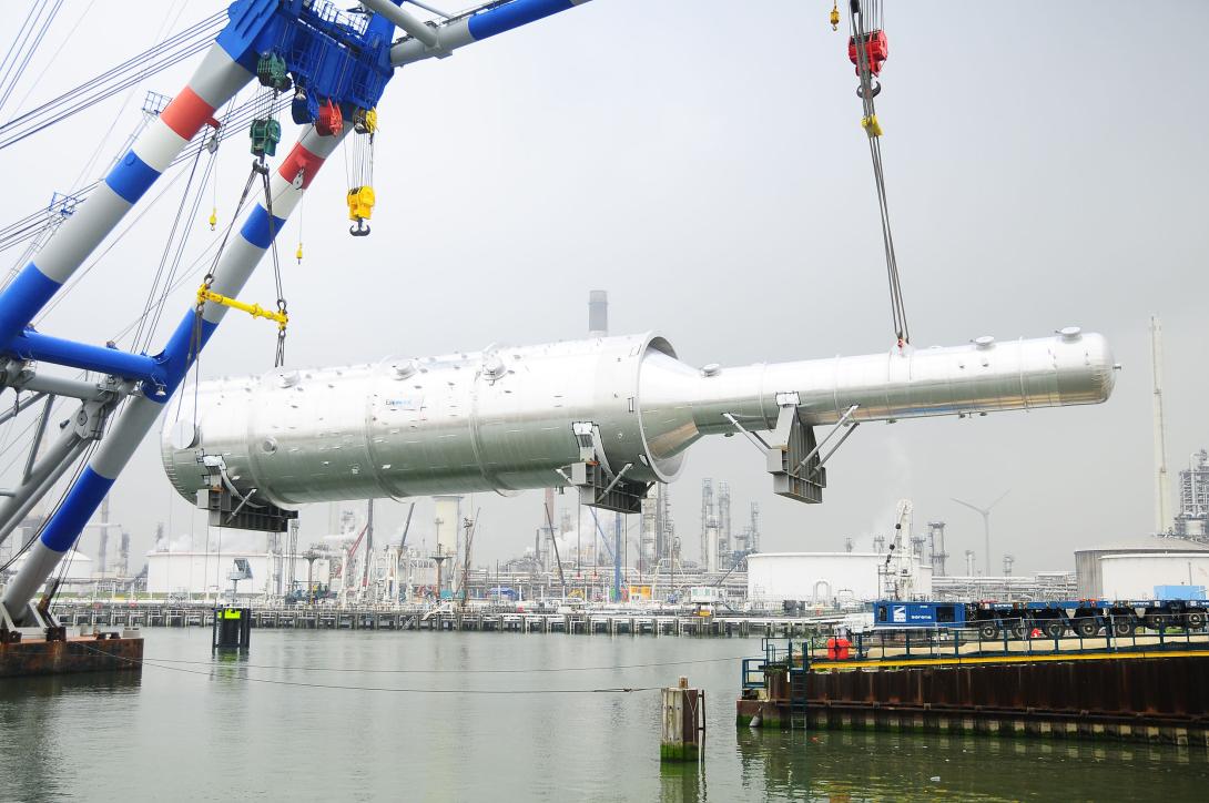 ExxonMobil Refinery Receives First Part of the New Hydrocracker Unit ExxonMobil Refinery Receives First Part of the New Hydrocracker Unit